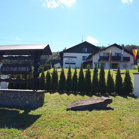 Hotel Bergwiesen - Zimmer Mit Balkon Oder Terasse Lohr Dış mekan fotoğraf