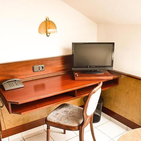 Hotel Bergwiesen - Zimmer Mit Balkon Oder Terasse Lohr Dış mekan fotoğraf