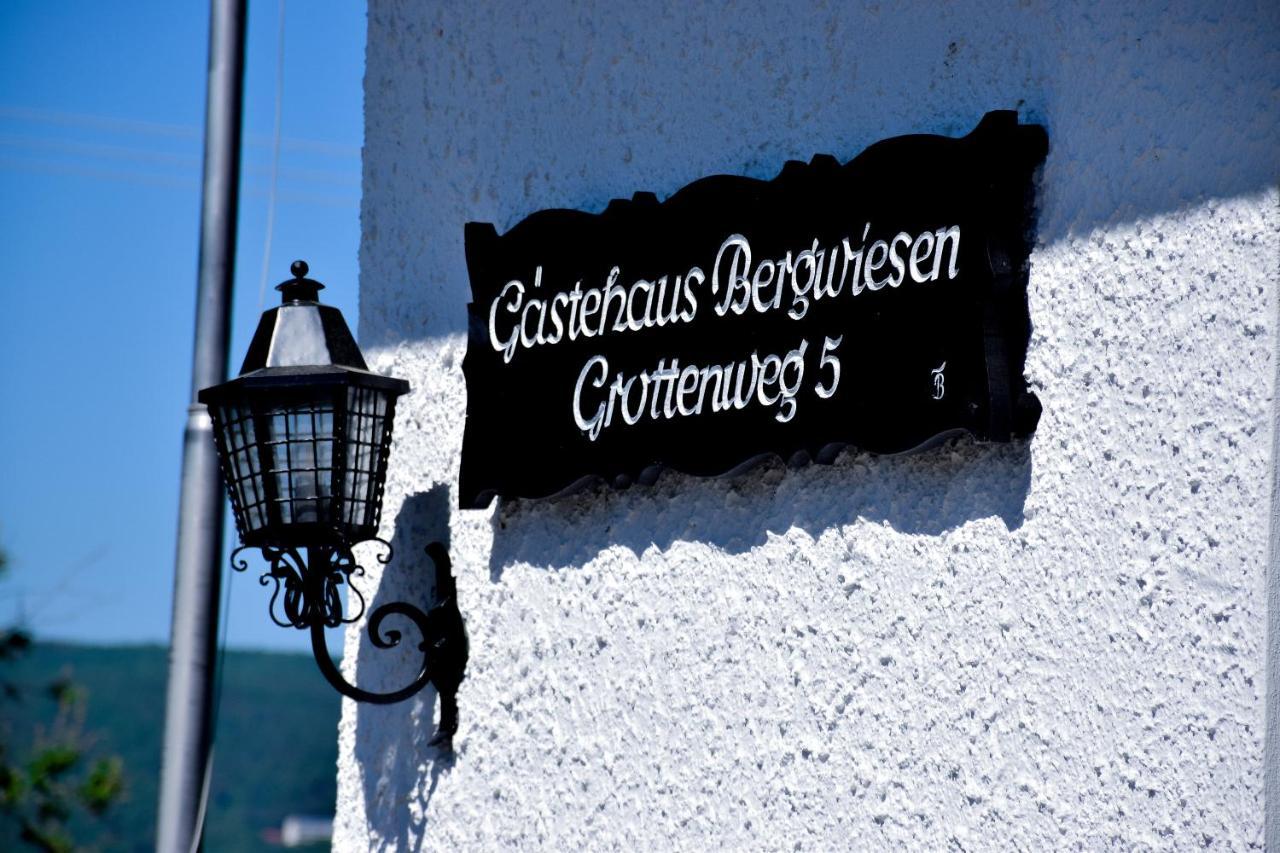 Hotel Bergwiesen - Zimmer Mit Balkon Oder Terasse Lohr Dış mekan fotoğraf